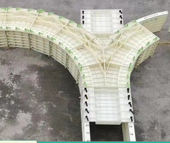 �����ܸ�ģ�峧��