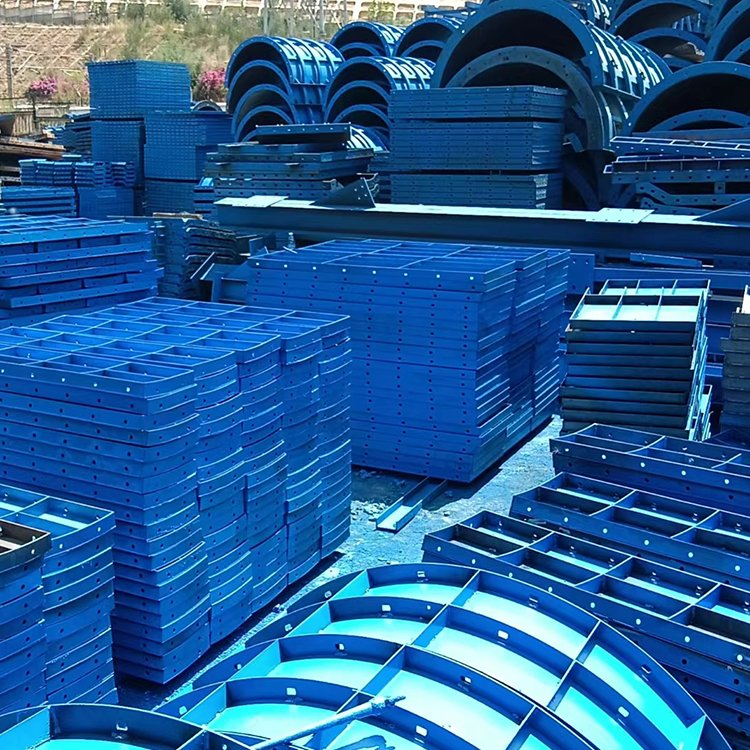 ���ݸ�ģ����ճ���